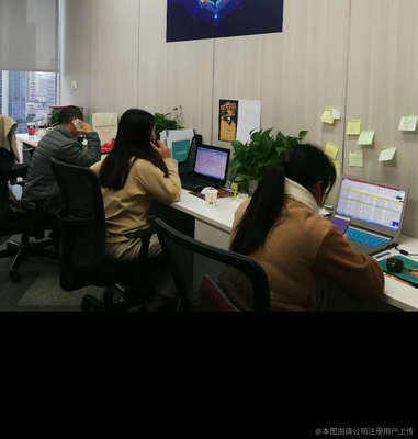 成都易誠(chéng)云信息技術(shù) 平面設(shè)計(jì)領(lǐng)域的創(chuàng)新與融合